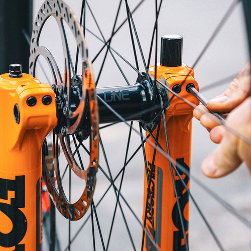 110x20 Front Hub